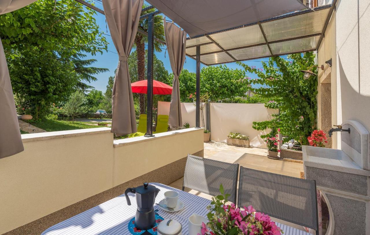 Apartment Claire Karsete ภายนอก รูปภาพ