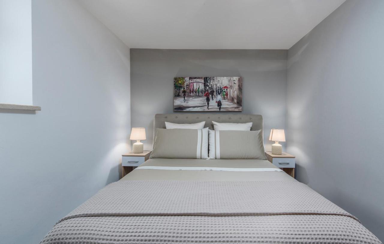 Apartment Claire Karsete ภายนอก รูปภาพ