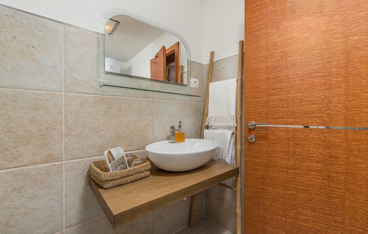 Apartment Claire Karsete ภายนอก รูปภาพ